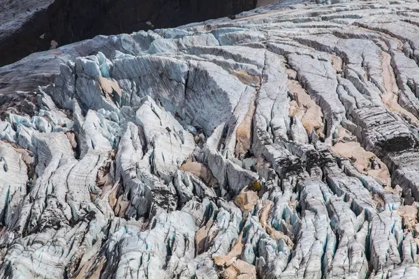 Theodul Glaciär Med Sand Från Sahara Väckts Foehn Wind — Stockfoto