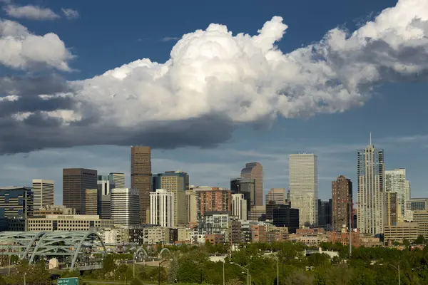 Denver Colorado Avec Grands Nuages Cumulus — Photo