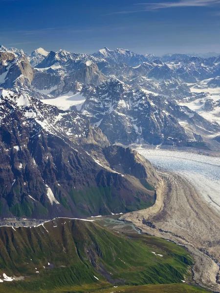 Bergslandskap Vid Denali National Park Alaska — Stockfoto