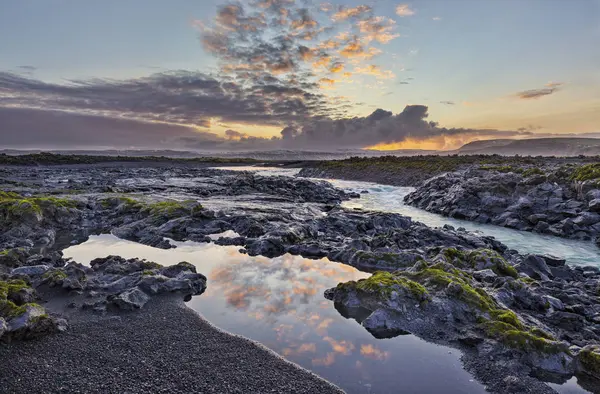 Rio Eldvatn Através Campo Lava Brunahraun Sudeste Islândia — Fotografia de Stock