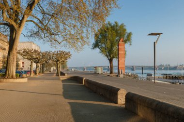 Mainz, Almanya için Ren Nehri kıyısında
