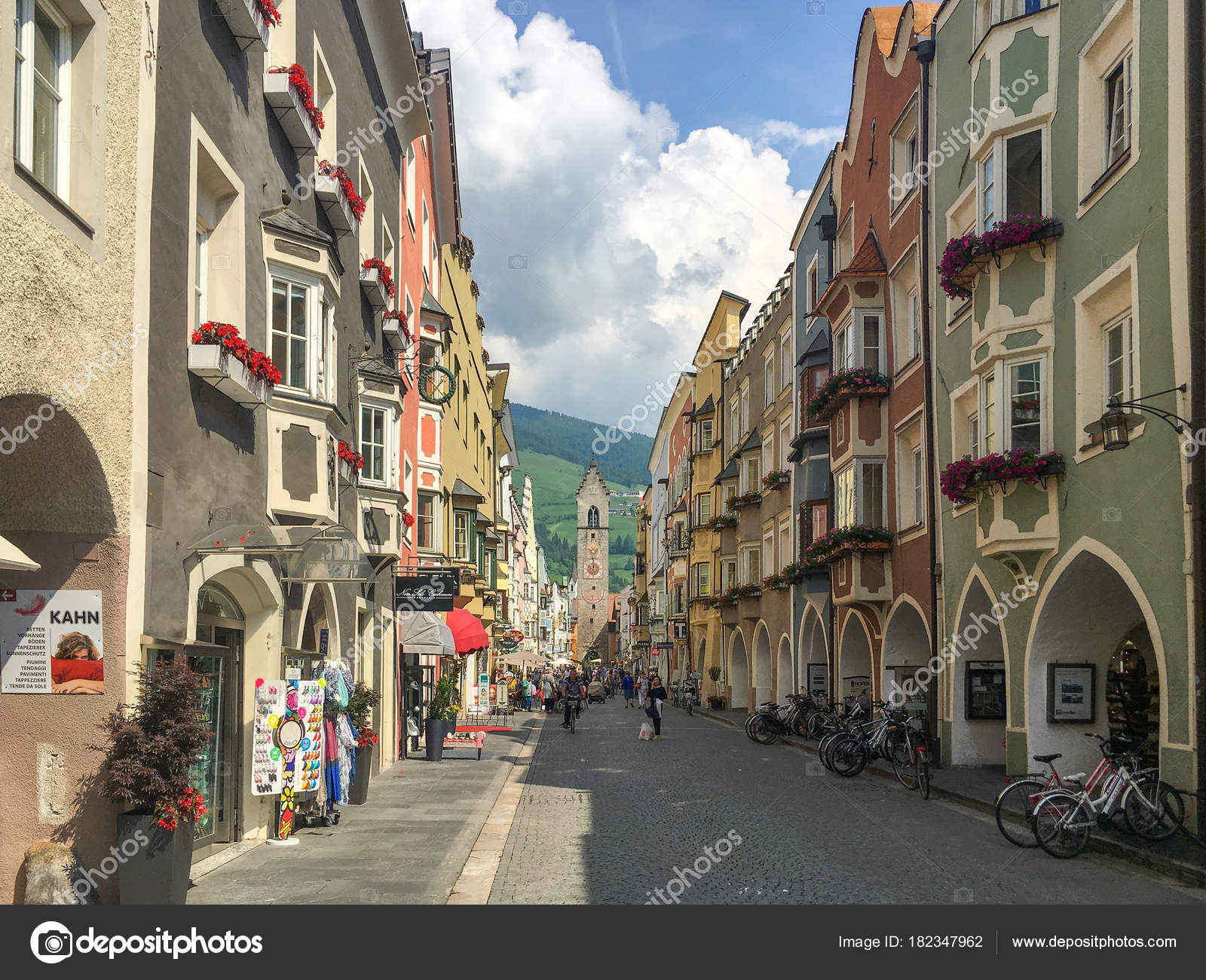 Vecchia città di Vipiteno (Sterzing), Alto Adige, Italia — Foto Stock