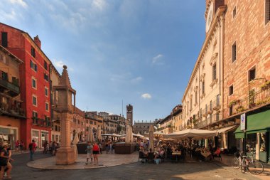 Piazza Erbe Verona, İtalya