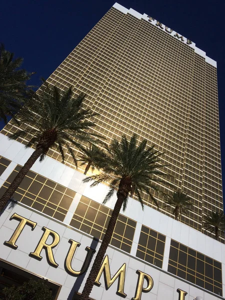 Imagen exterior del Trump International Hotel en Las Vegas —  Fotos de Stock