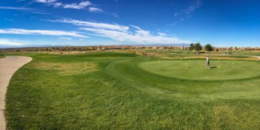 Yürüyen Sopa Golf Sahasında panoramik manzara, Pueblo, Colorado, ABD