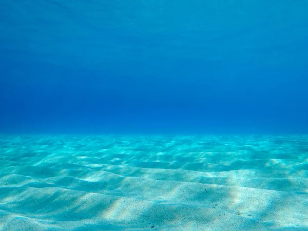 Zand Onderwater Zand Een Ondiepe Zeebodem Middellandse Zee Met Reflecties — Stockfoto