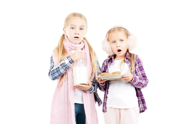 Blondýna malé sestřičky — Stock fotografie