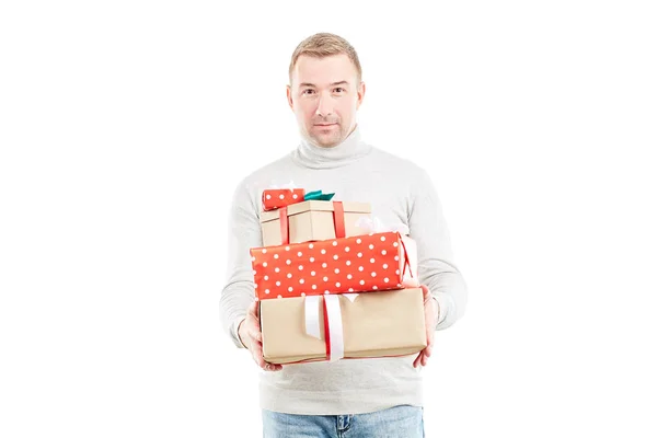 Homem com presente de Natal — Fotografia de Stock