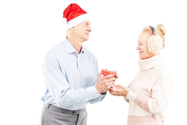 Senior para na Boże Narodzenie — Zdjęcie stockowe