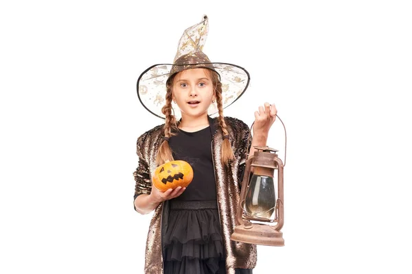 Menina celebrando Halloween — Fotografia de Stock