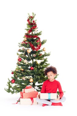 Karışık yarış çocuğa Noel ağacı