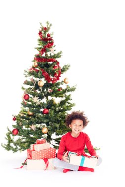 Karışık yarış çocuğa Noel ağacı