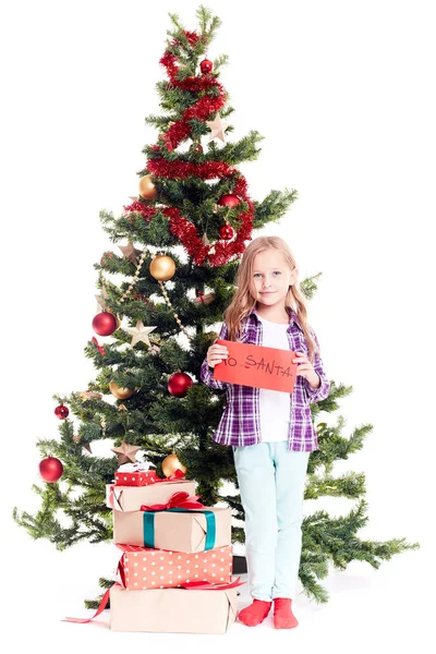 Chica cerca de árbol de Navidad — Foto de Stock