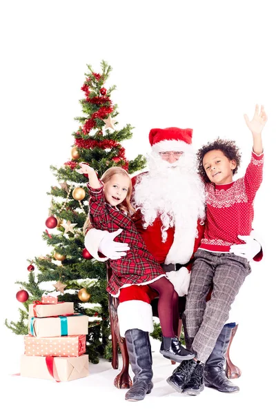 Niños con santa claus — Foto de Stock