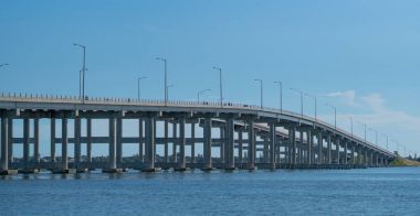 Melbourne Causeway Köprüsü
