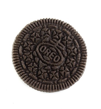 Bangkok, Tayland, 31 Ekim 2016, Oreo kurabiyesinin üzerinde beyaz backgr