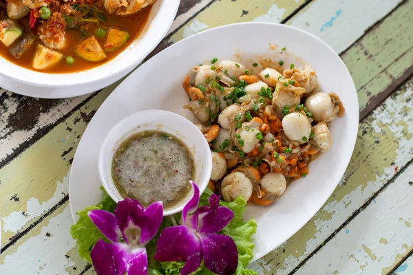 Primer Plano Mariscos Con Mantequilla Cocidos Con Especias Tailandesas — Foto de Stock