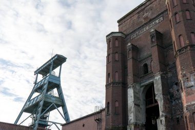 Zeche Ewald eski maden Kulesi