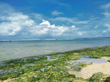 Ujung karolar beach görünümünün