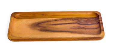 Tahta tepsi beyaz arkaplanda izole edilmiş