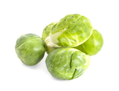 Brüksel lahanası sebzedir. Beyaz arka planda izole edilmiş.