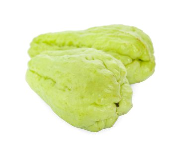 Beyaz arka planda izole edilmiş taze bir çakal.