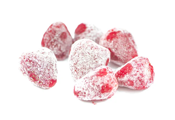 흰색 바탕에는 격리 된 딸기를 냉동 — 스톡 사진