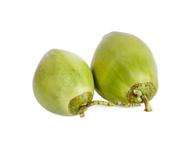 Yeşil hindistan cevizi beyaz arkaplanda izole edilmiş