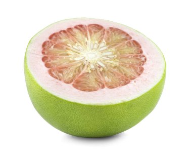 Pomelo meyvesi beyaz arka planda izole edilmiş