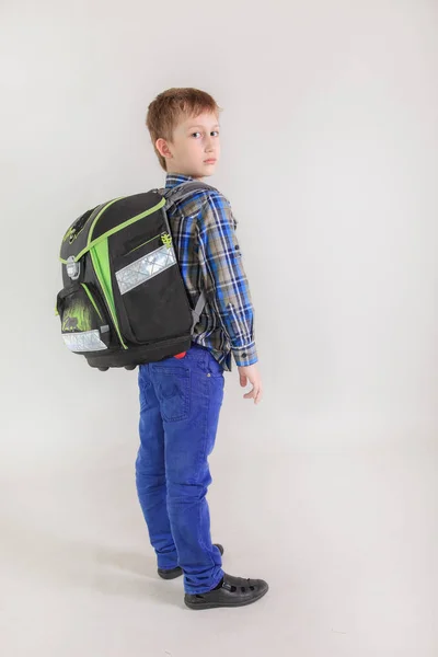 Πορτραίτο Του Χαριτωμένο Αγόρι Καυκάσιος Μαθητής Του Δημοτικού Σχολείου Σακίδιο — Φωτογραφία Αρχείου