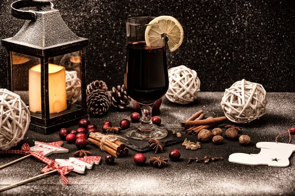 Mulled Wine Hot Drink Spices Black Background Wine Alcohol Winter — Stock Photo, Image