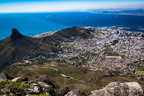 Cape Town 'daki Masa Dağı