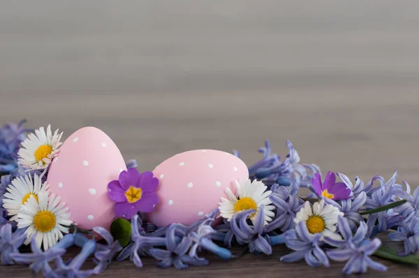 Two pink Easter eggs — Stock Photo, Image
