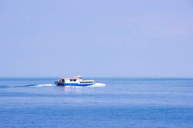 Hizmetli yüksek hızlı feribot Trat, Tayland 'daki Koh kood ve koh mak adalarına gider..