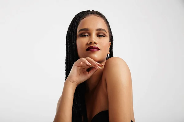 Black woman with braids — Stock Photo, Image