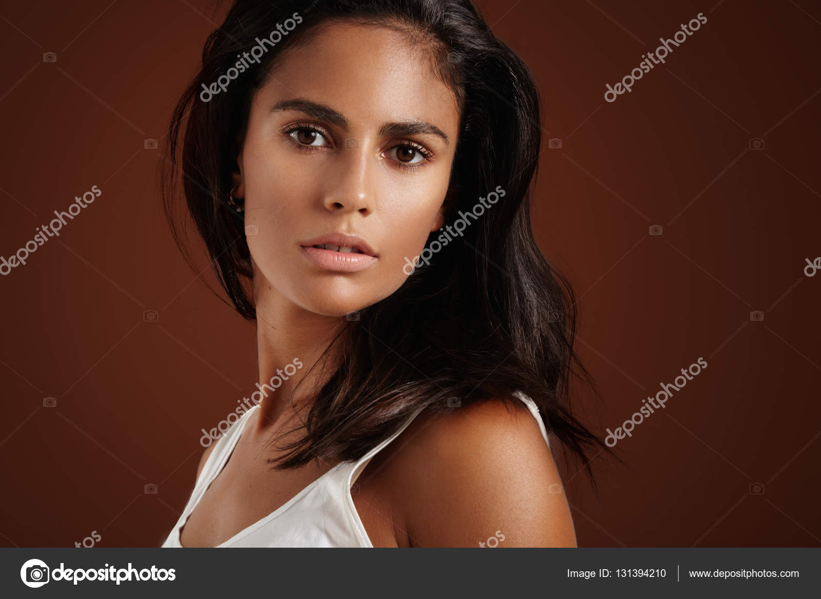 Dark Hair in Spanish Exploring 80 Images & 4 Videos