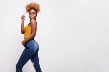 siyah kadın geri arıyor