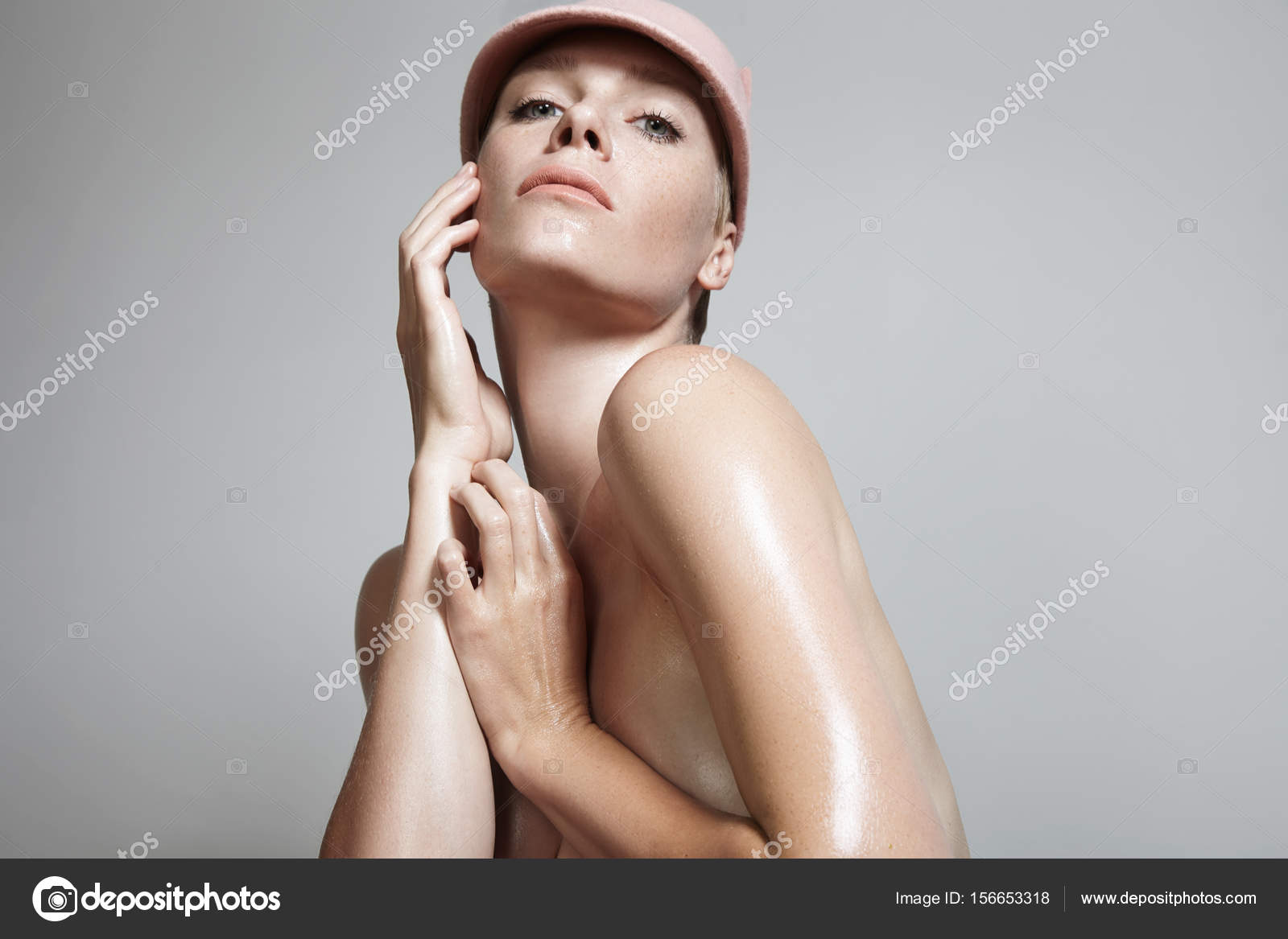 Nude Oily Women