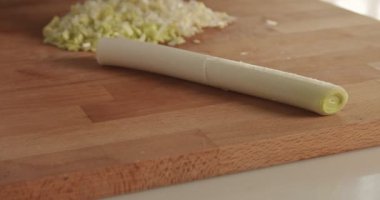 Pırasa ve parmesan risotto video pişirme