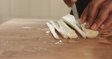 Pırasa ve parmesan risotto video pişirme