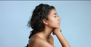 Mükemmel cilt video ile güzel Fas kız