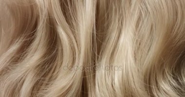 Saç çalışan kadının el