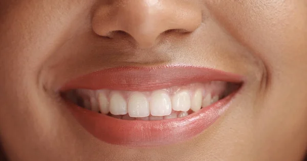 Mixed race black woans mouth closeup — Stock Photo, Image