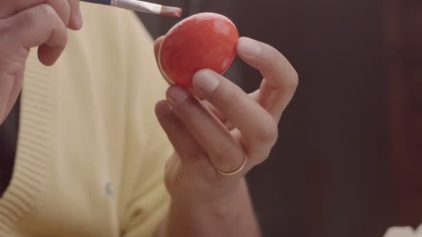 Oeufs de Pâques peinture, coloration 