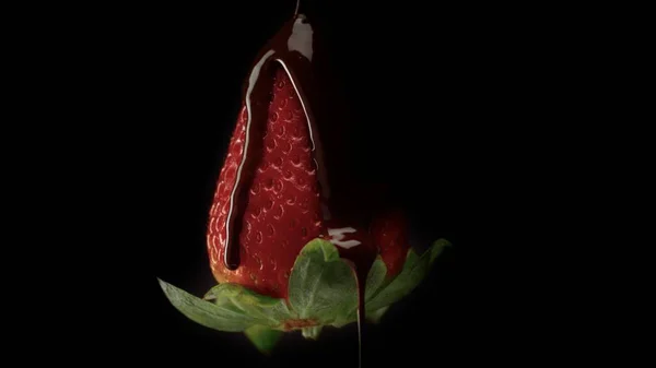 Strawbery omfattas av svart choklad — Stockfoto
