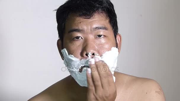 Man Showing Shave Bathroom — Stock Video