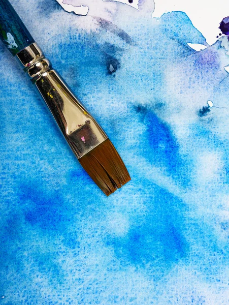 Fond bleu avec pinceau — Photo