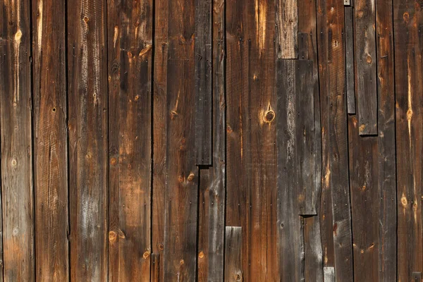 红木木质纹理和背景与划痕 棕色木板展示 — 图库照片
