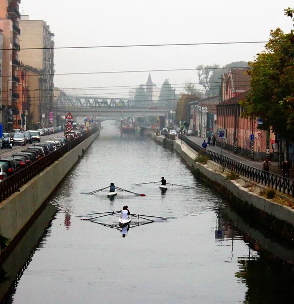 Μιλάνο Ιταλία Οκτωβρίου 2017 Naviglio Grande Μποέμικο Σημείο Συνάντησης Της — Φωτογραφία Αρχείου