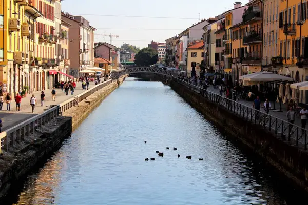 Milano Settembre 2016 Naviglio Grande Ritrovo Bohémien Della Città Piena — Foto Stock